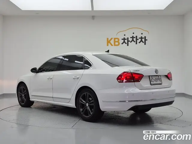 Volkswagen Passat 2015 2.0 автомат (гидро), миниатюра 3 Volkswagen Passat 2015 2.0 автомат (гидро), миниатюра 3