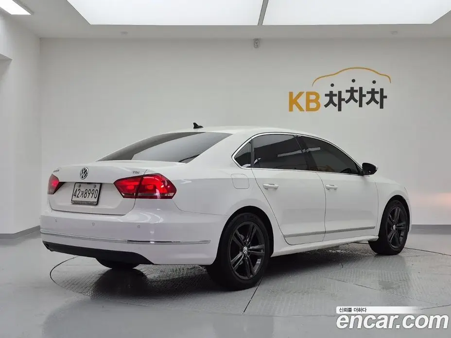 Volkswagen Passat 2015 2.0 автомат (гидро), фото 4 Volkswagen Passat 2015 2.0 автомат (гидро), фото 4