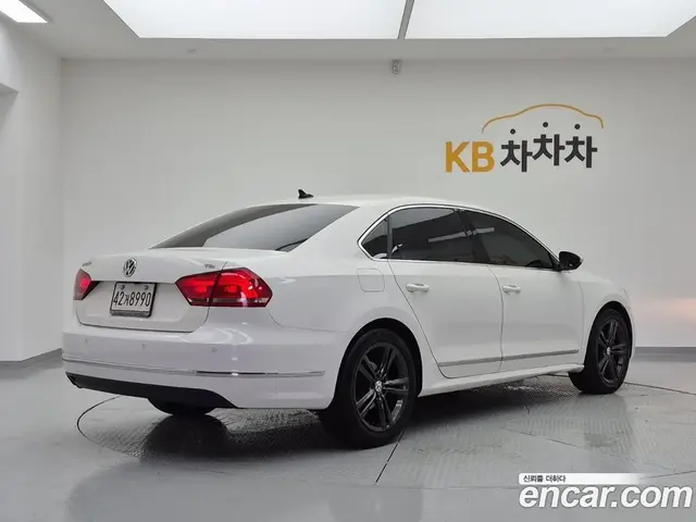 Volkswagen Passat 2015 2.0 автомат (гидро), миниатюра 4 Volkswagen Passat 2015 2.0 автомат (гидро), миниатюра 4