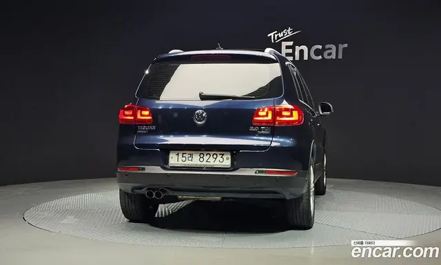 Volkswagen Tiguan 2013 2.0 автомат (гидро), миниатюра 4