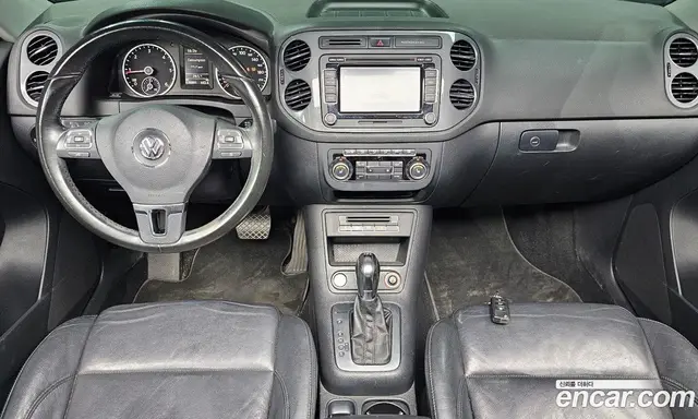 Volkswagen Tiguan 2013 2.0 автомат (гидро), миниатюра 7