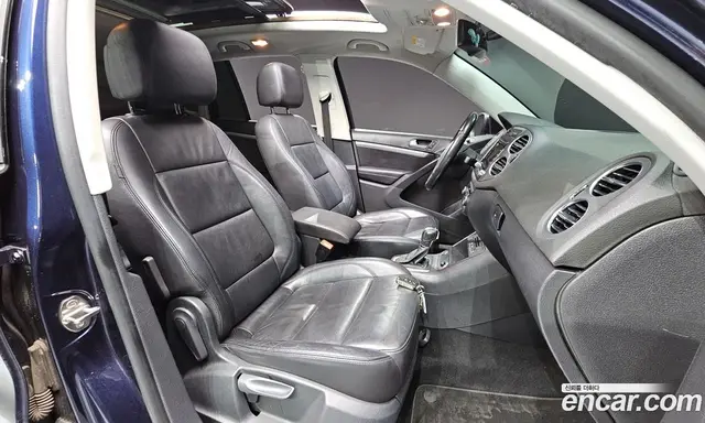 Volkswagen Tiguan 2013 2.0 автомат (гидро), миниатюра 10