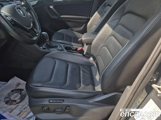 Volkswagen Tiguan 2018 2.0 автомат (гидро), миниатюра 9 Volkswagen Tiguan 2018 2.0 автомат (гидро), миниатюра 9