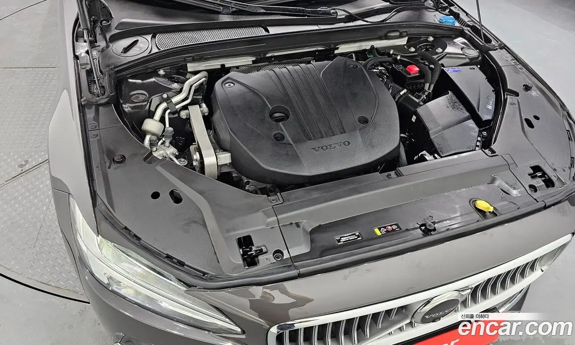 Volvo S90 2023 2.0 автомат (гидро), фото 6 Volvo S90 2023 2.0 автомат (гидро), фото 6