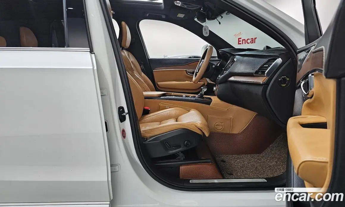Volvo XC90 2016 2.0 автомат (гидро), фото 11 Volvo XC90 2016 2.0 автомат (гидро), фото 11