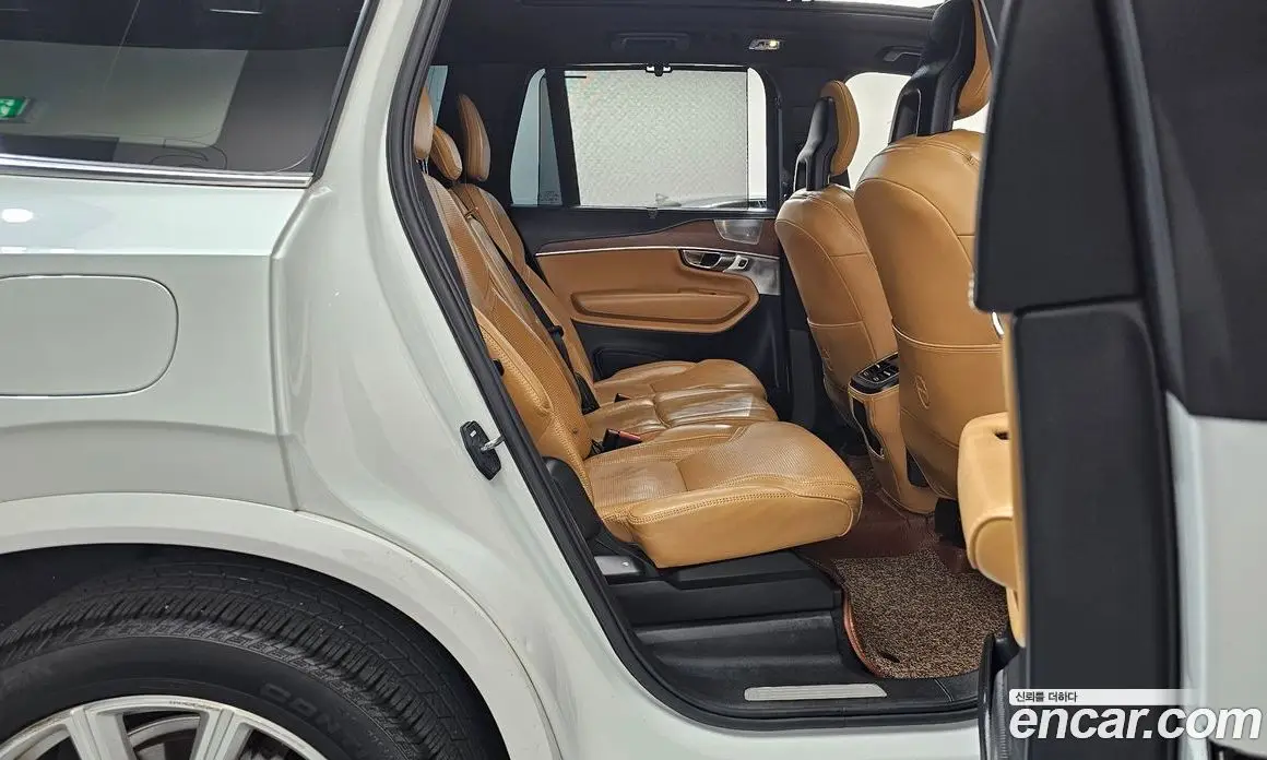 Volvo XC90 2016 2.0 автомат (гидро), фото 12 Volvo XC90 2016 2.0 автомат (гидро), фото 12