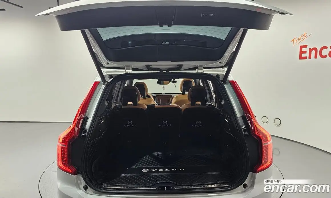 Volvo XC90 2016 2.0 автомат (гидро), фото 20 Volvo XC90 2016 2.0 автомат (гидро), фото 20