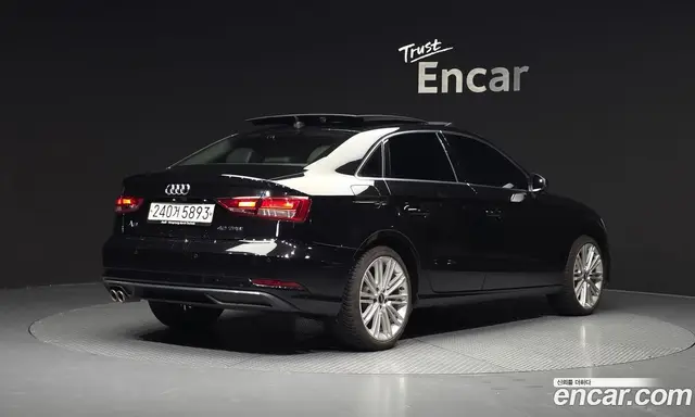 Audi A3 2018 2.0 автомат (гидро), миниатюра 2 Audi A3 2018 2.0 автомат (гидро), миниатюра 2