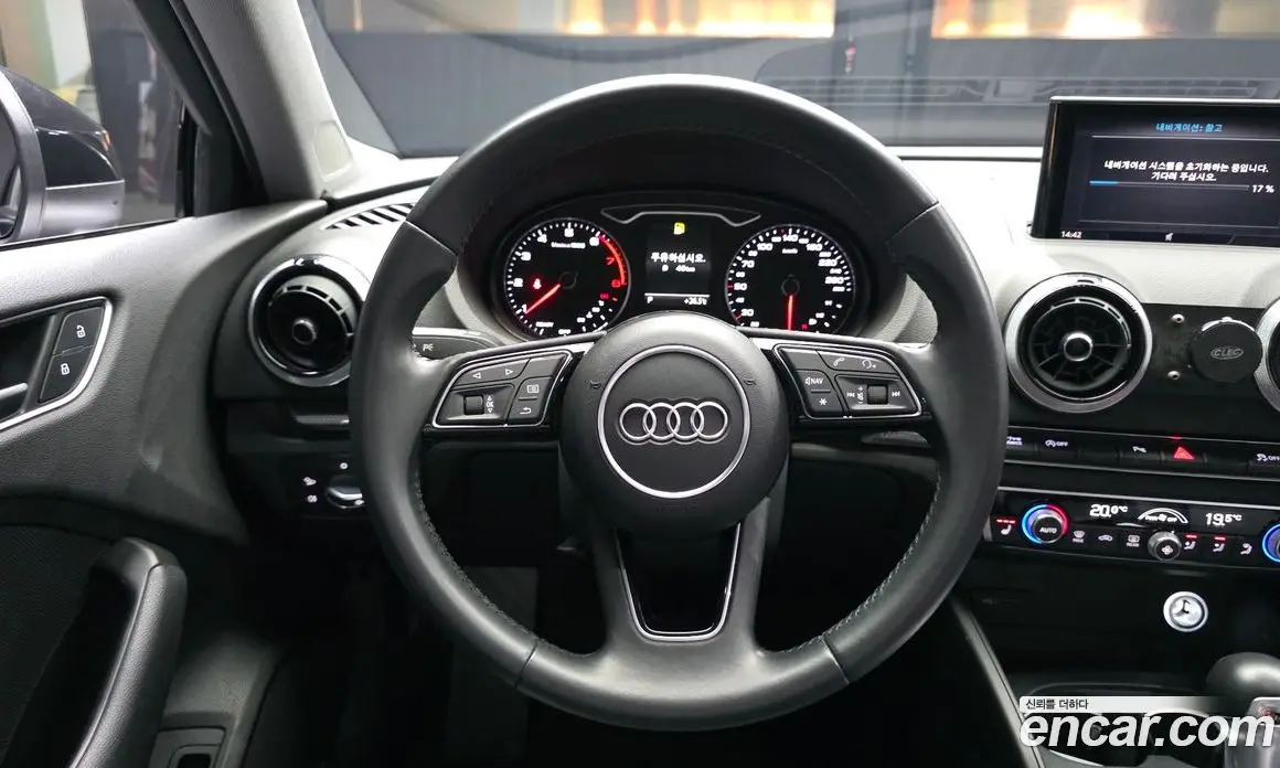 Audi A3 2018 2.0 автомат (гидро), фото 13 Audi A3 2018 2.0 автомат (гидро), фото 13