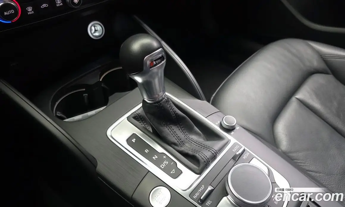 Audi A3 2018 2.0 автомат (гидро), фото 9 Audi A3 2018 2.0 автомат (гидро), фото 9