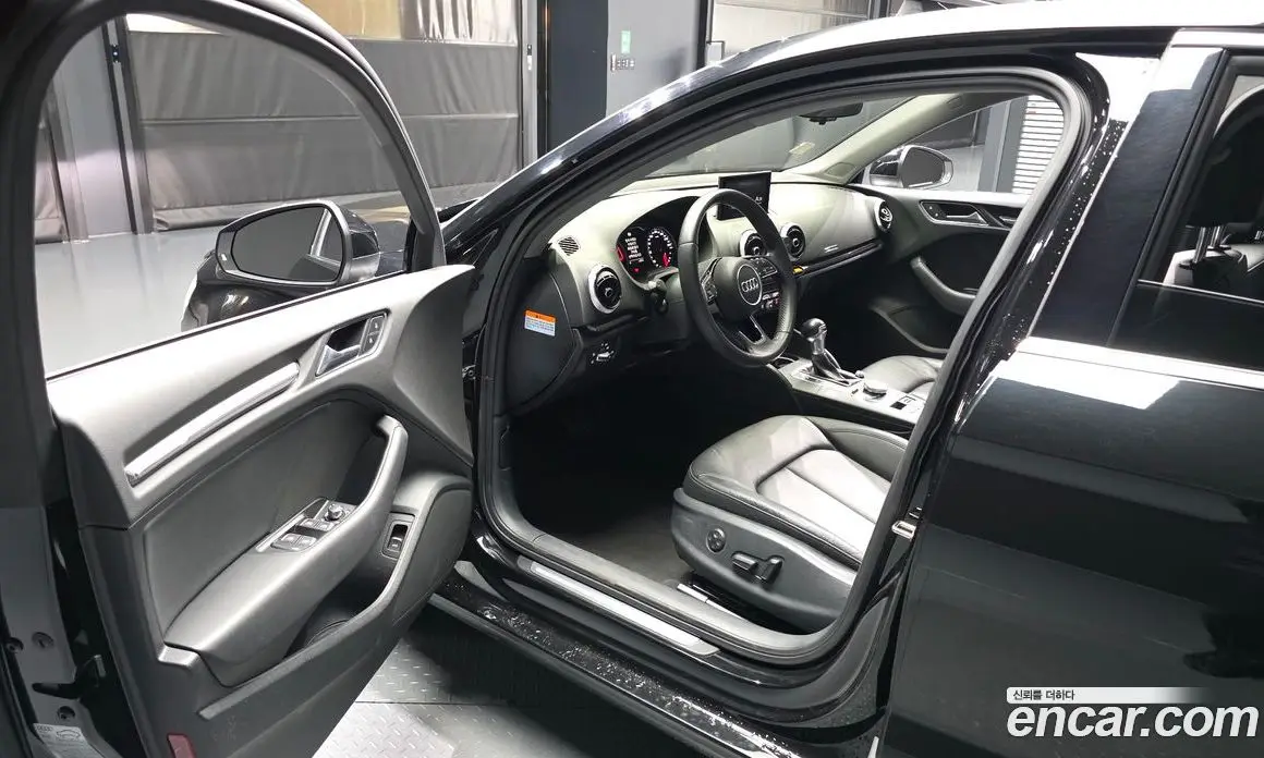 Audi A3 2018 2.0 автомат (гидро), фото 10 Audi A3 2018 2.0 автомат (гидро), фото 10