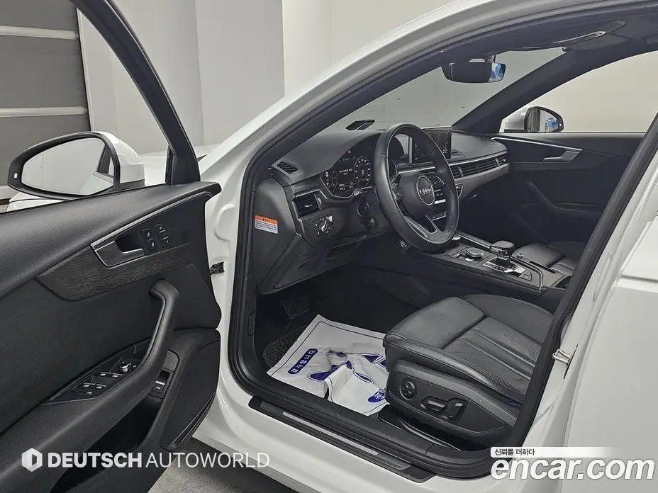 Audi A4 2019 2.0 автомат (гидро), фото 15