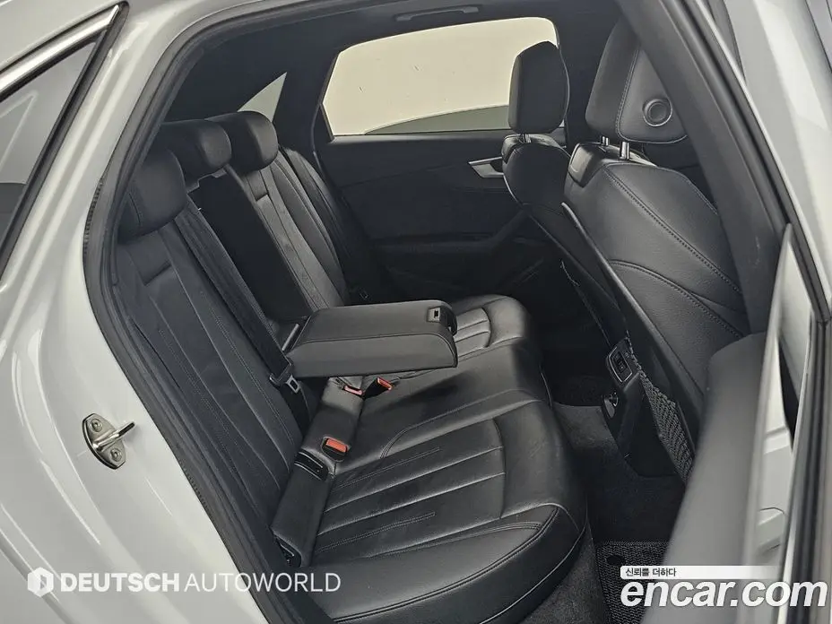 Audi A4 2019 2.0 автомат (гидро), фото 17