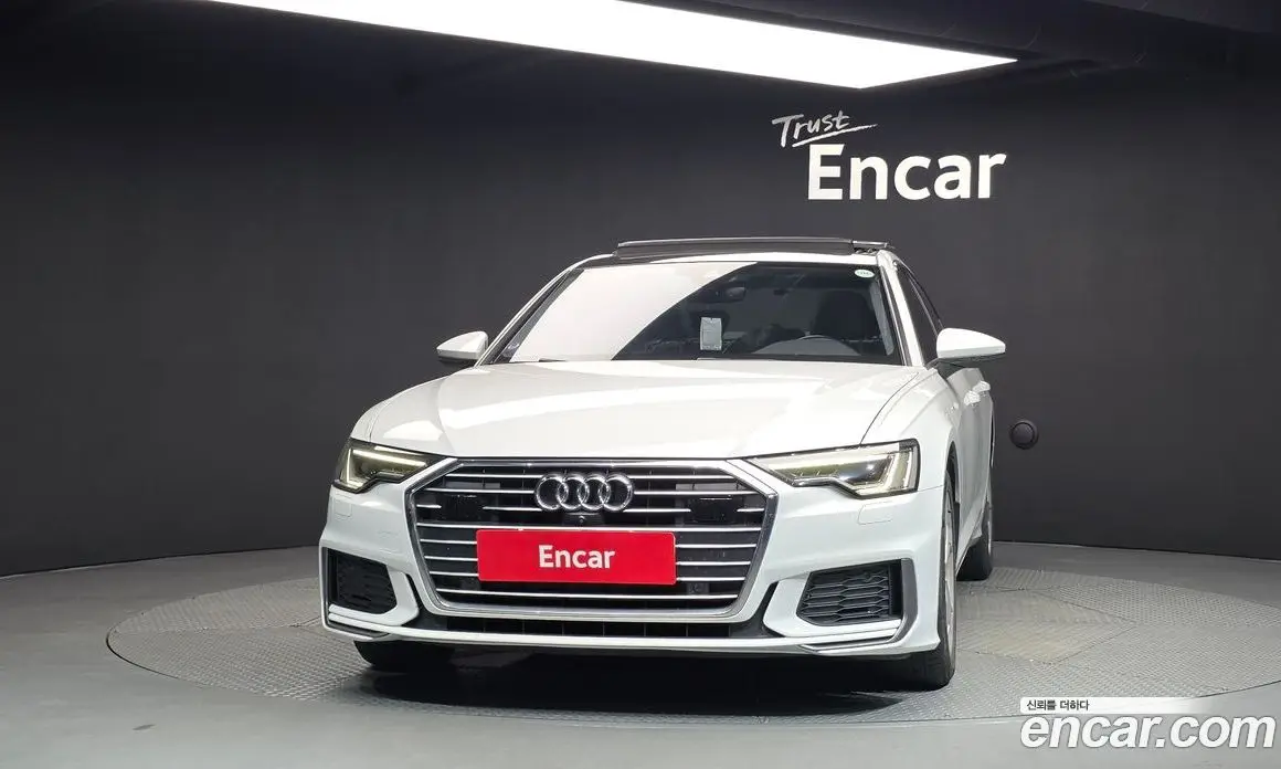 Audi A6 2020 2.0 автомат (гидро), фото 3