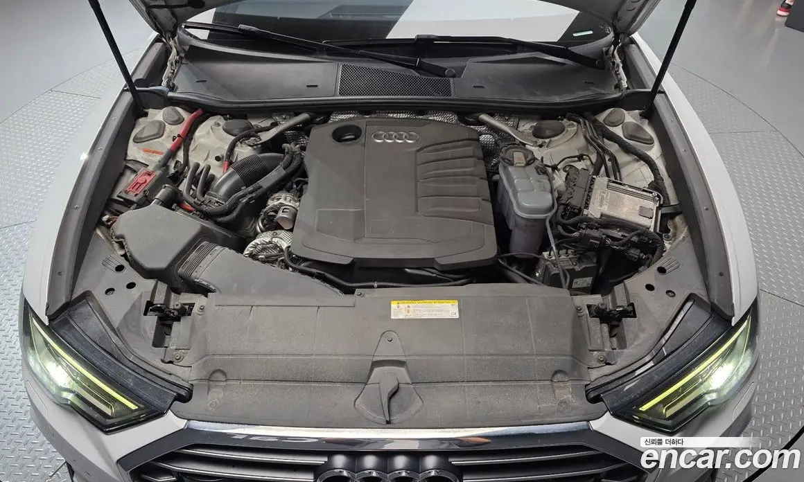 Audi A6 2020 2.0 автомат (гидро), фото 6