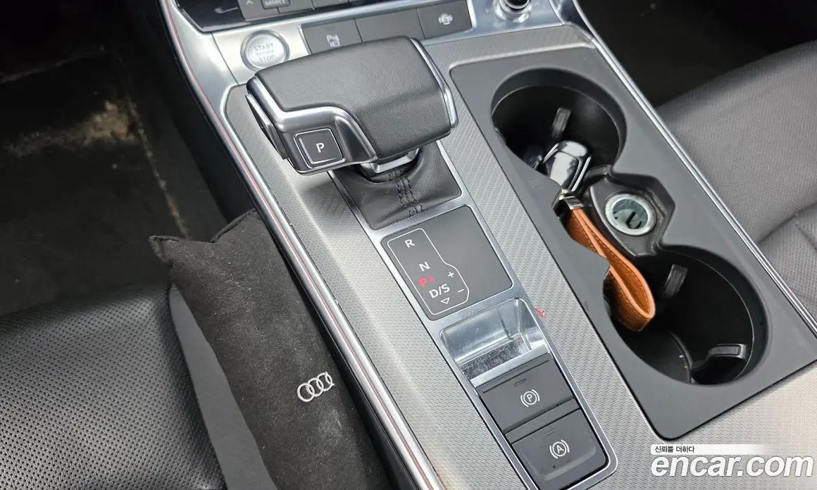 Audi A6 2020 2.0 автомат (гидро), фото 9