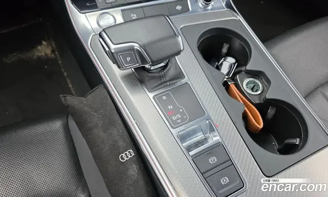 Audi A6 2020 2.0 автомат (гидро), миниатюра 9