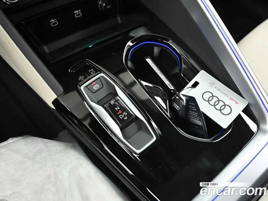 Audi Q5 2025 2.0 автомат (гидро), фото 9