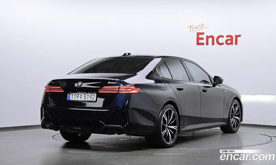 BMW 5 серия 2025 2.0 автомат (гидро), фото 2 BMW 5 серия 2025 2.0 автомат (гидро), фото 2