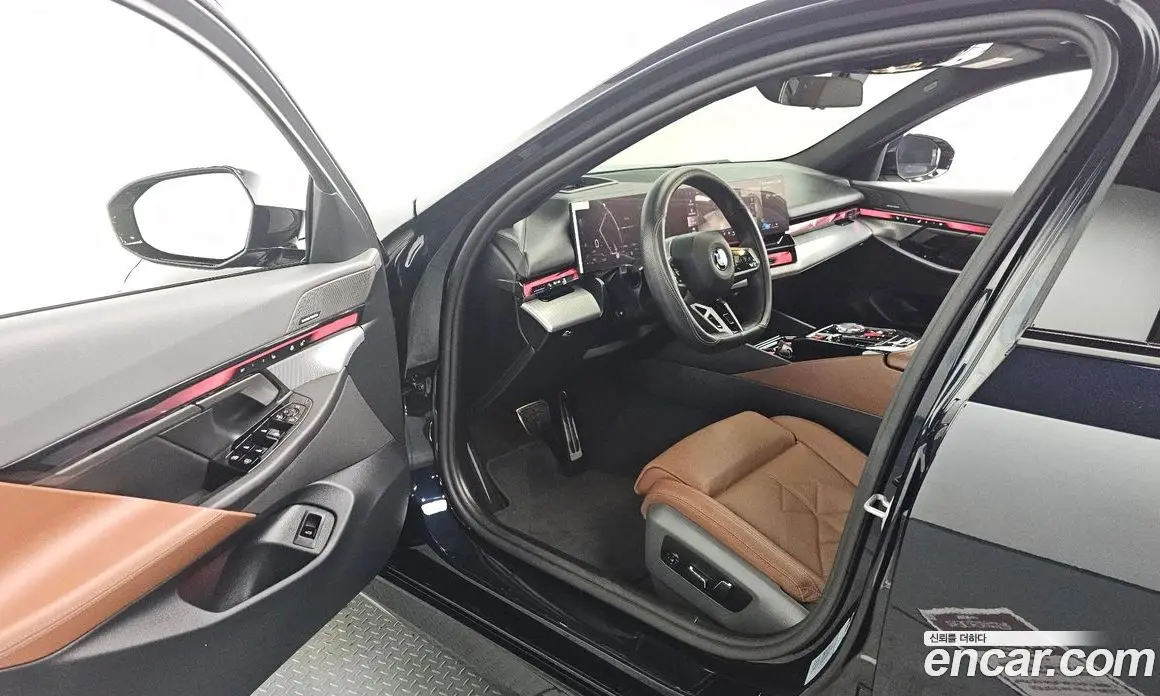 BMW 5 серия 2025 2.0 автомат (гидро), фото 10 BMW 5 серия 2025 2.0 автомат (гидро), фото 10