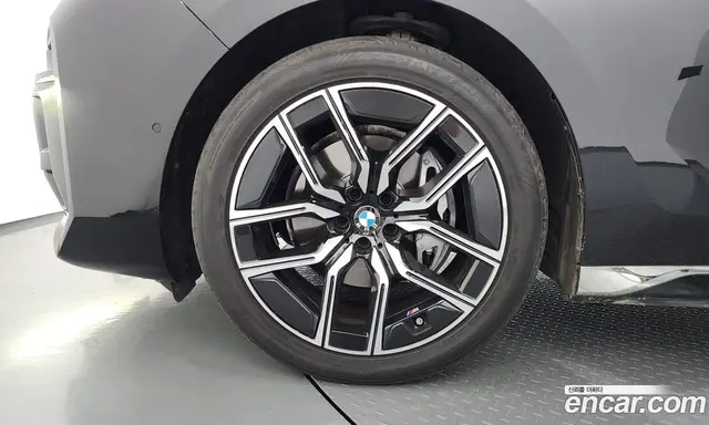 BMW 7 серия 2024 3.0 автомат (гидро), миниатюра 5 BMW 7 серия 2024 3.0 автомат (гидро), миниатюра 5