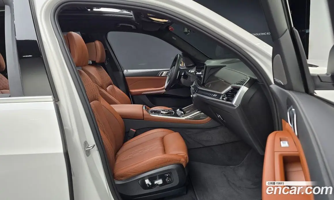 BMW X7 2024 3.0 автомат (гидро), фото 11