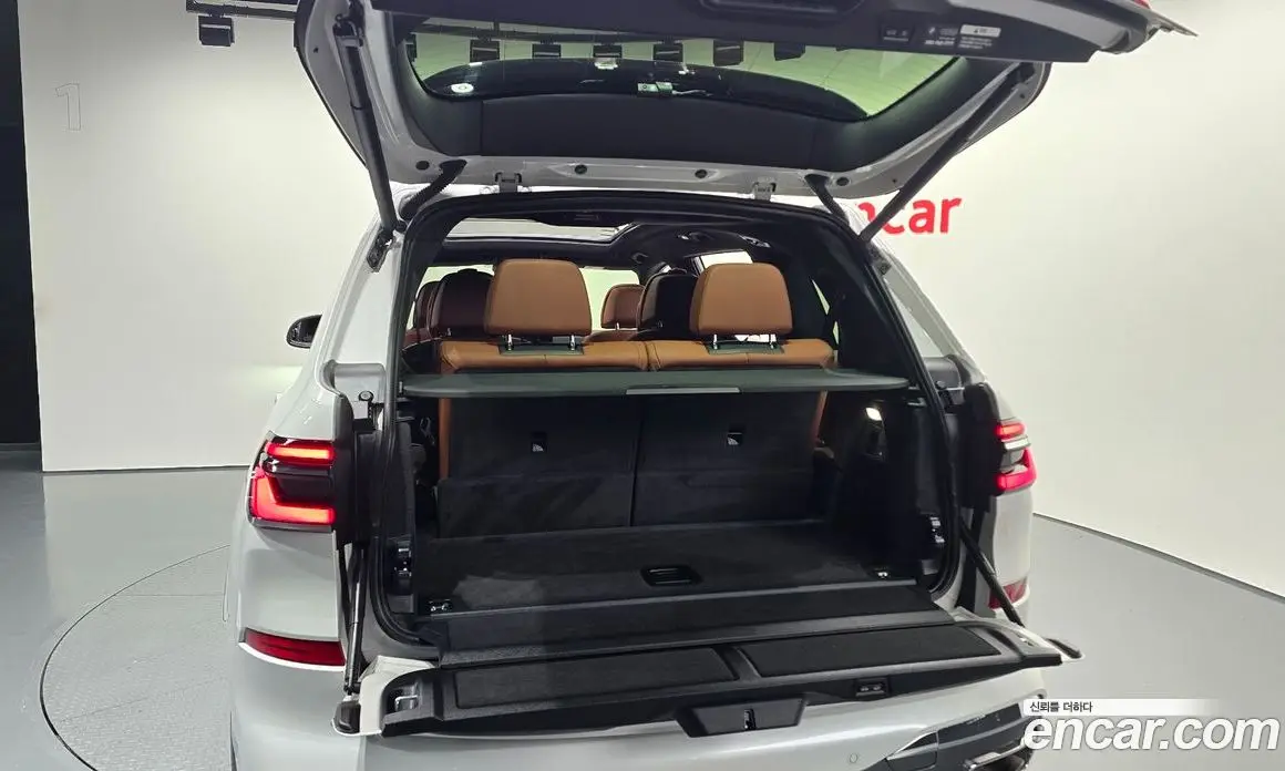 BMW X7 2024 3.0 автомат (гидро), фото 20