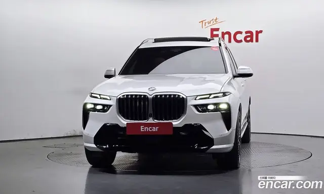 BMW X7 2024 3.0 автомат (гидро), миниатюра 3