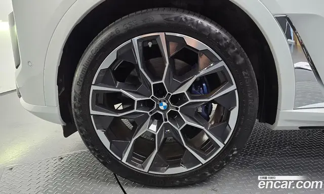 BMW X7 2024 3.0 автомат (гидро), миниатюра 5