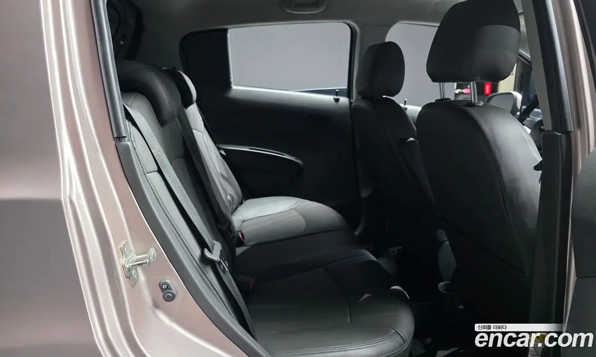 Chevrolet Spark 2013 1.0 автомат (гидро), фото 11