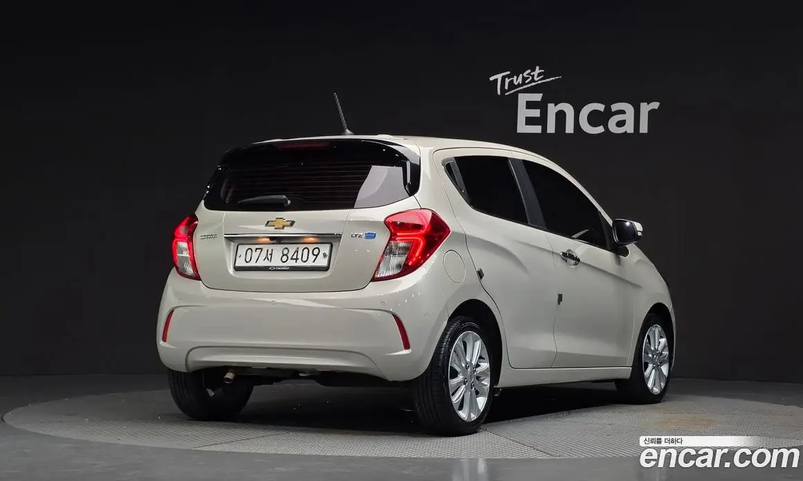 Chevrolet Spark 2016 1.0 автомат (гидро), фото 2 Chevrolet Spark 2016 1.0 автомат (гидро), фото 2