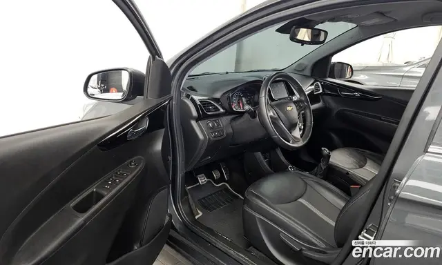 Chevrolet Spark 2022 1.0 механика, миниатюра 10 Chevrolet Spark 2022 1.0 механика, миниатюра 10