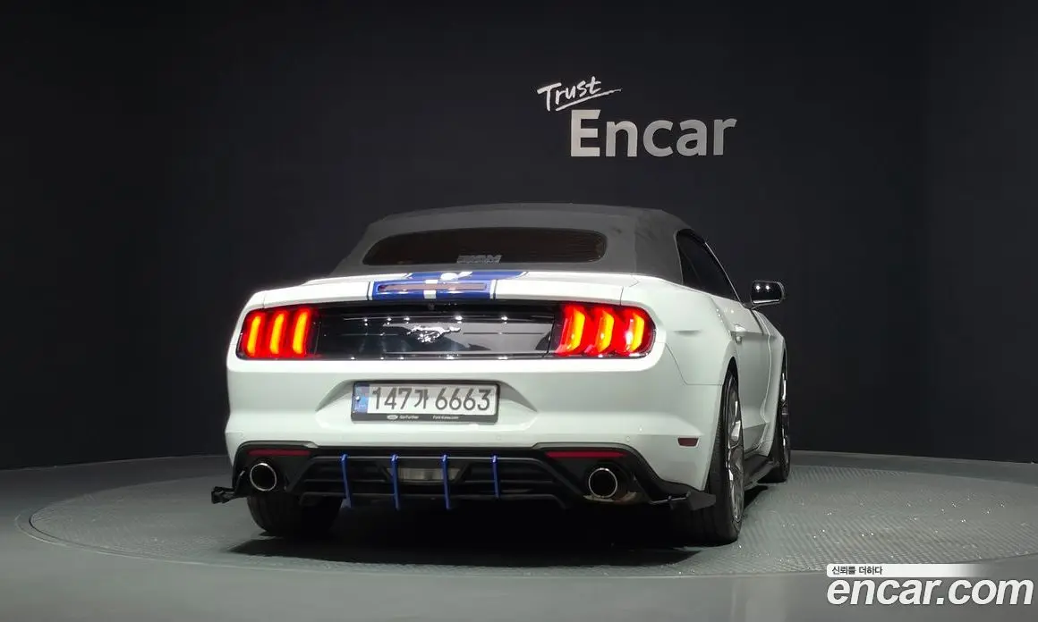 Ford Mustang 2019 2.3 автомат (гидро), фото 4