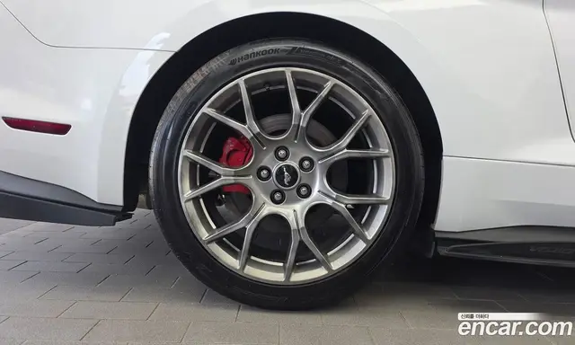 Ford Mustang 2019 2.3 автомат (гидро), миниатюра 5