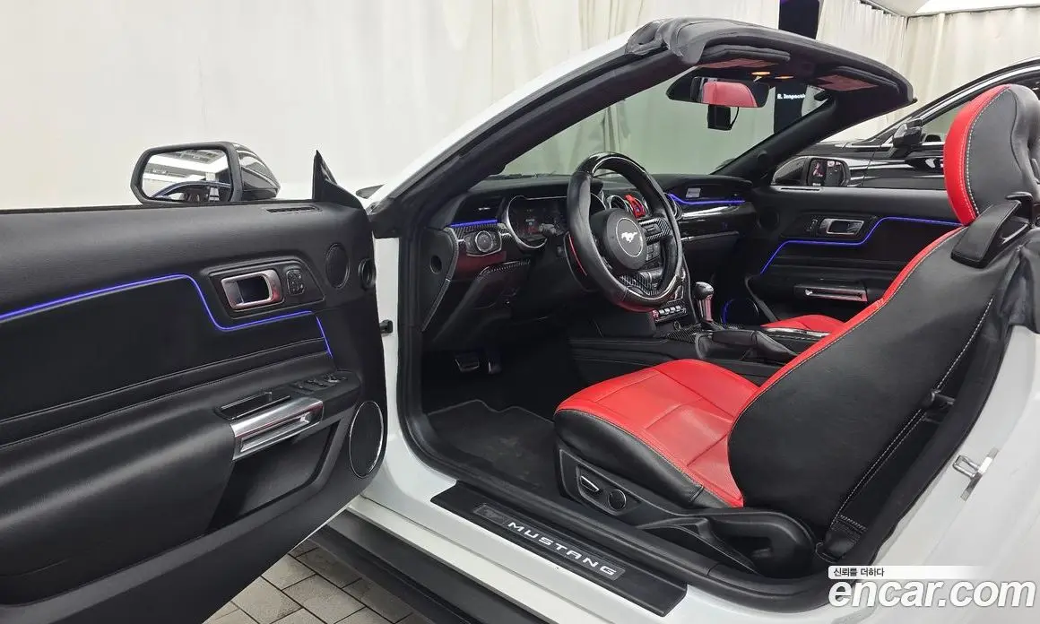Ford Mustang 2019 2.3 автомат (гидро), фото 10