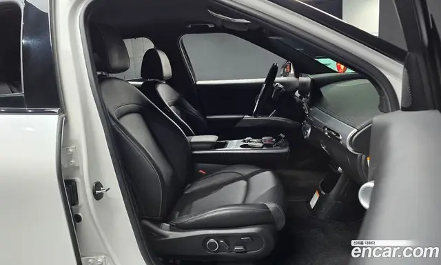 Genesis GV60 2022 0.1 автомат (гидро), миниатюра 11 Genesis GV60 2022 0.1 автомат (гидро), миниатюра 11