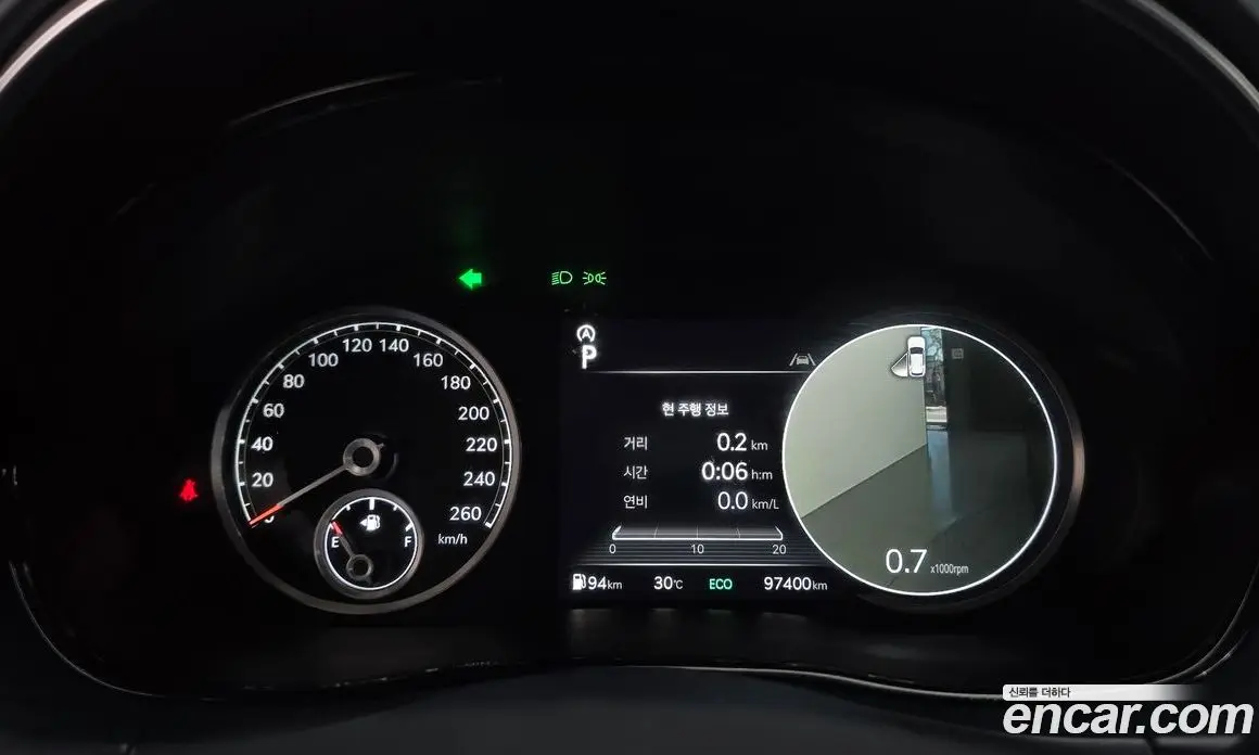 Genesis GV70 2022 2.5 автомат (гидро), фото 8 Genesis GV70 2022 2.5 автомат (гидро), фото 8