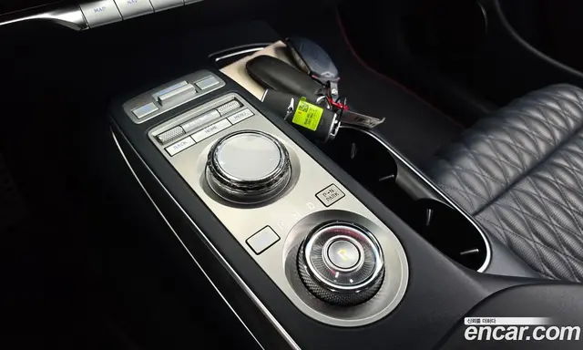 Genesis GV70 2022 2.5 автомат (гидро), миниатюра 9 Genesis GV70 2022 2.5 автомат (гидро), миниатюра 9