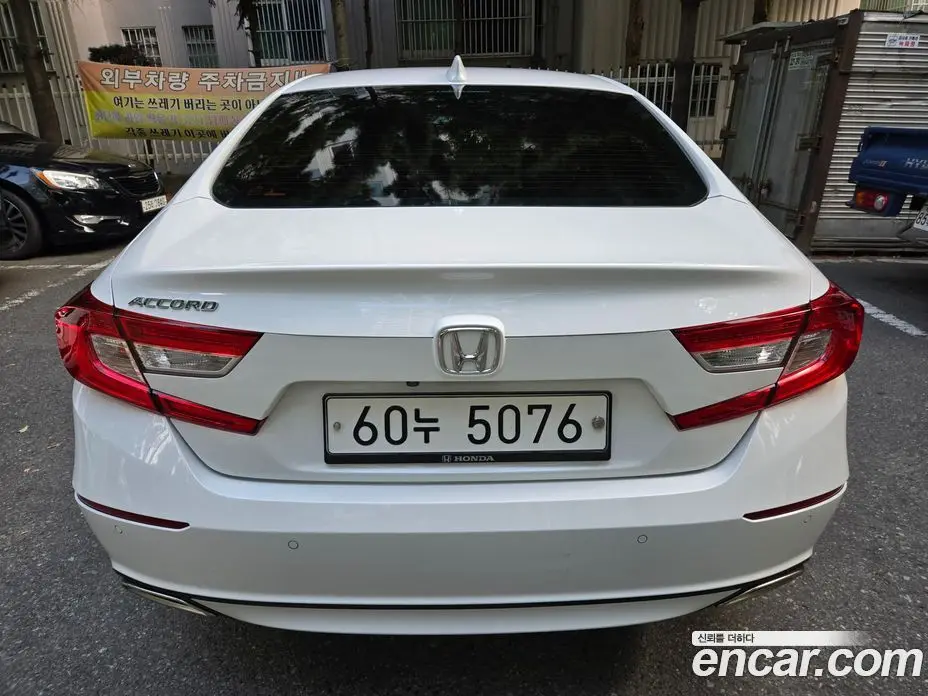 Honda Accord 2019 1.5 автомат (гидро), фото 5 Honda Accord 2019 1.5 автомат (гидро), фото 5