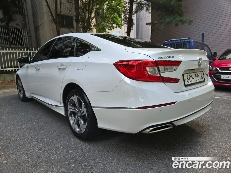Honda Accord 2019 1.5 автомат (гидро), фото 6 Honda Accord 2019 1.5 автомат (гидро), фото 6