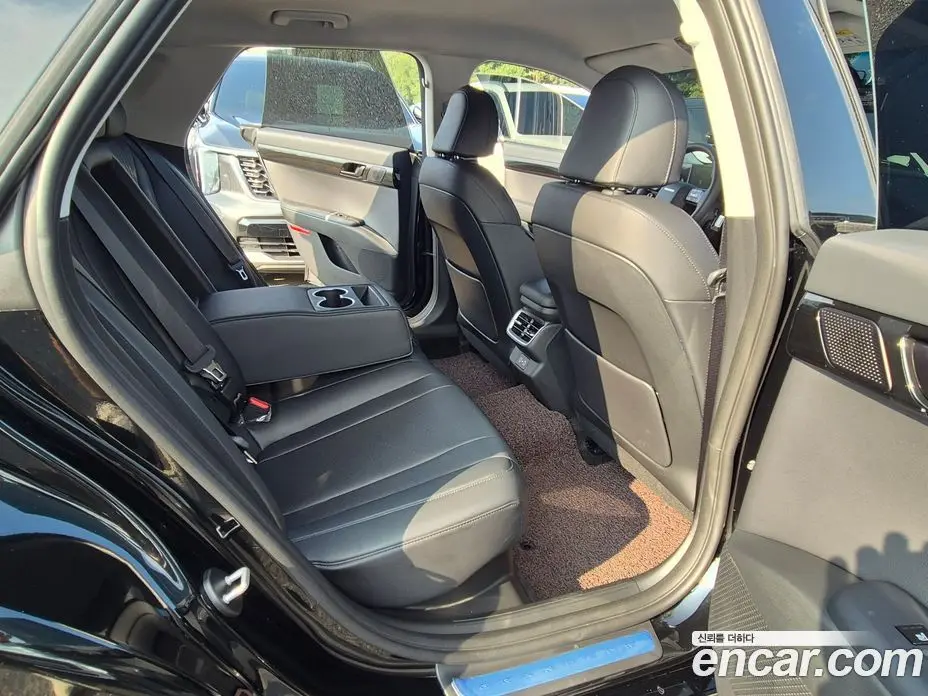 Hyundai Grandeur 2025 1.6 автомат (гидро), фото 14