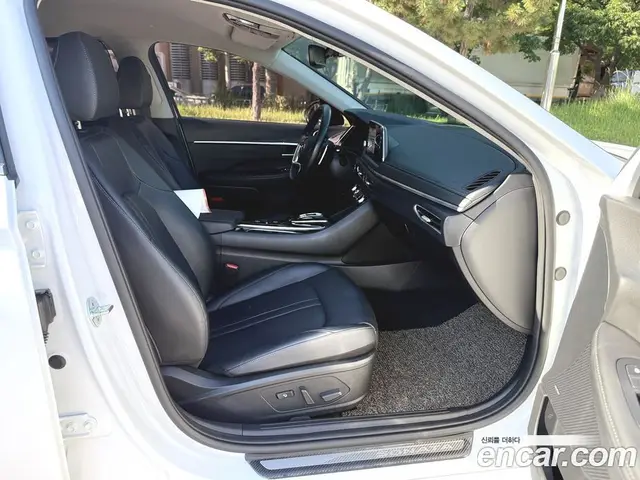Hyundai Sonata 2021 1.6 автомат (гидро), миниатюра 12