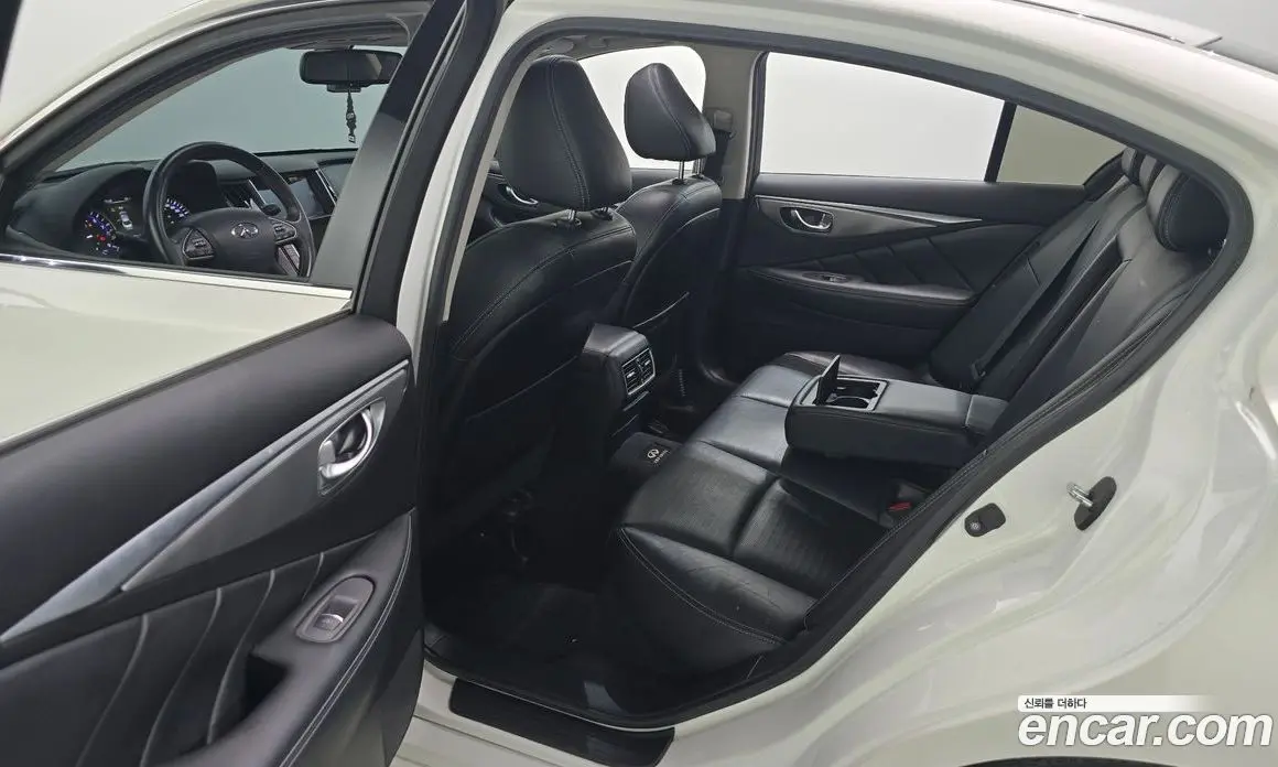 Infiniti Q50 2015 3.5 автомат (гидро), фото 12 Infiniti Q50 2015 3.5 автомат (гидро), фото 12
