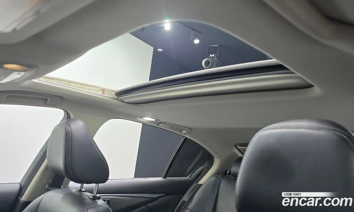 Infiniti Q50 2015 3.5 автомат (гидро), фото 17 Infiniti Q50 2015 3.5 автомат (гидро), фото 17