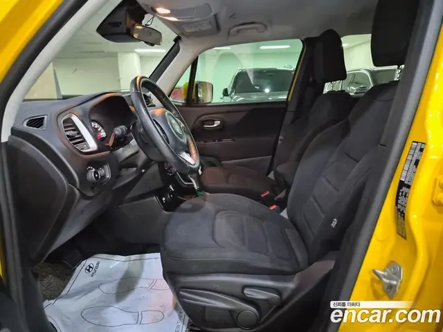 Jeep Renegade 2018 2.4 автомат (гидро), миниатюра 12