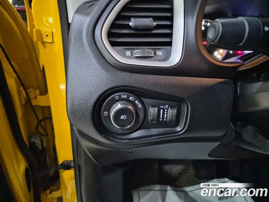 Jeep Renegade 2018 2.4 автомат (гидро), фото 16