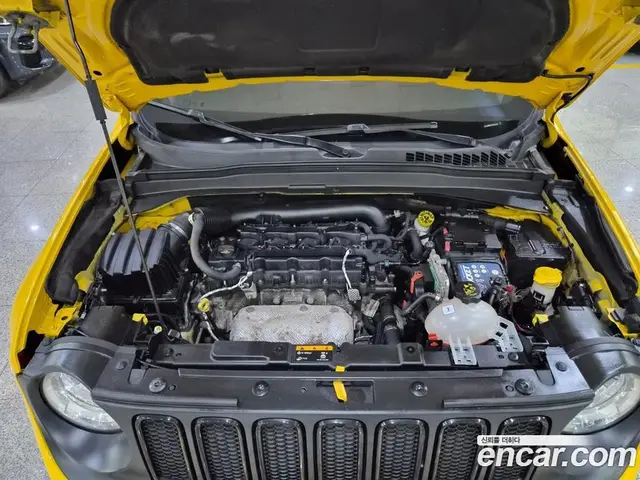 Jeep Renegade 2018 2.4 автомат (гидро), миниатюра 6