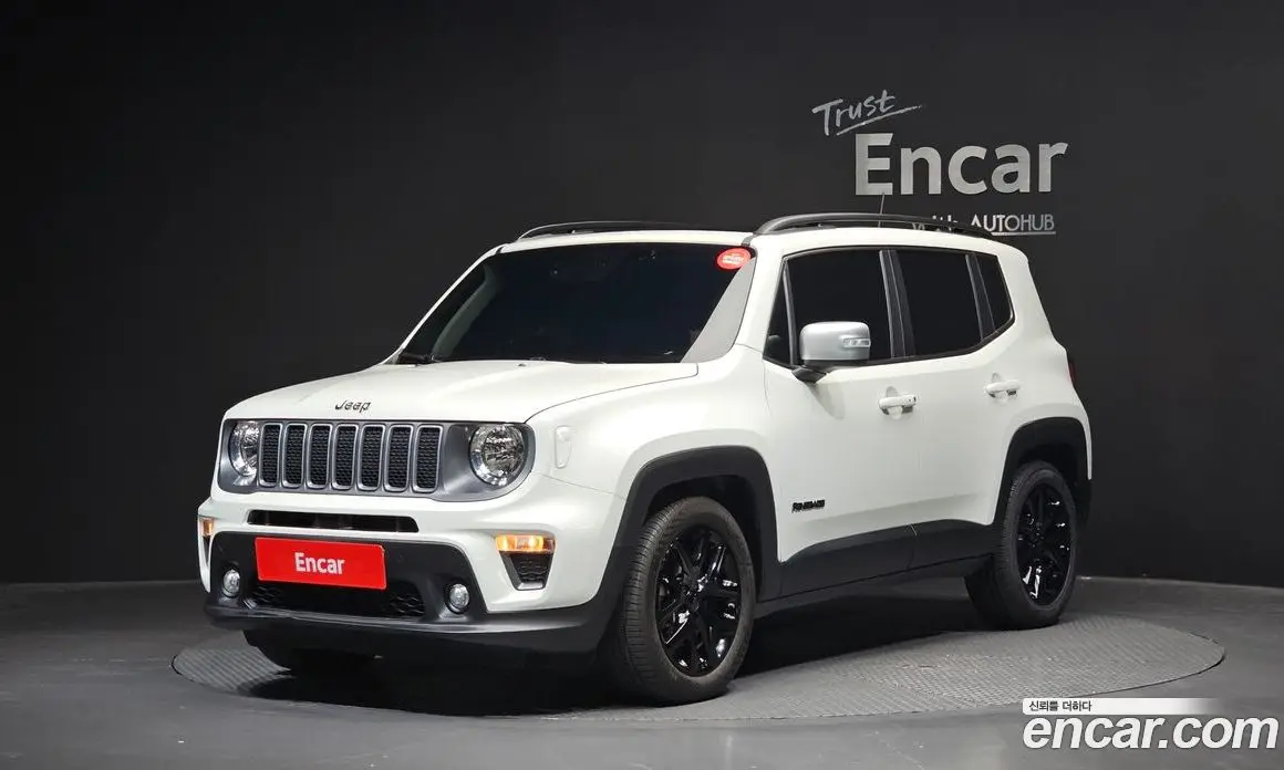 Jeep Renegade 2022 1.3 автомат (гидро), фото 1 Jeep Renegade 2022 1.3 автомат (гидро), фото 1