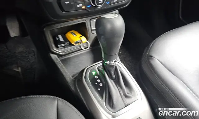 Jeep Renegade 2022 1.3 автомат (гидро), миниатюра 9 Jeep Renegade 2022 1.3 автомат (гидро), миниатюра 9