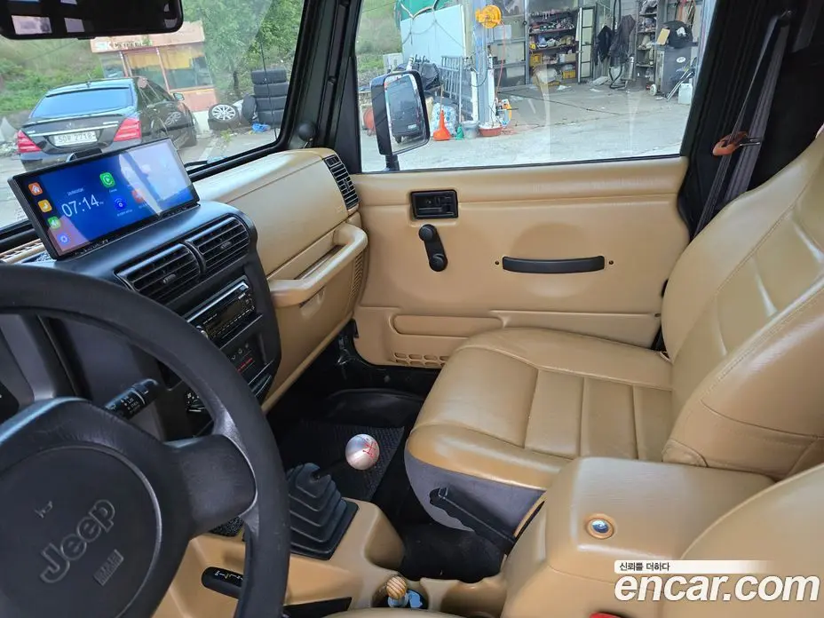 Jeep Wrangler 1997 2.5 механика, фото 17
